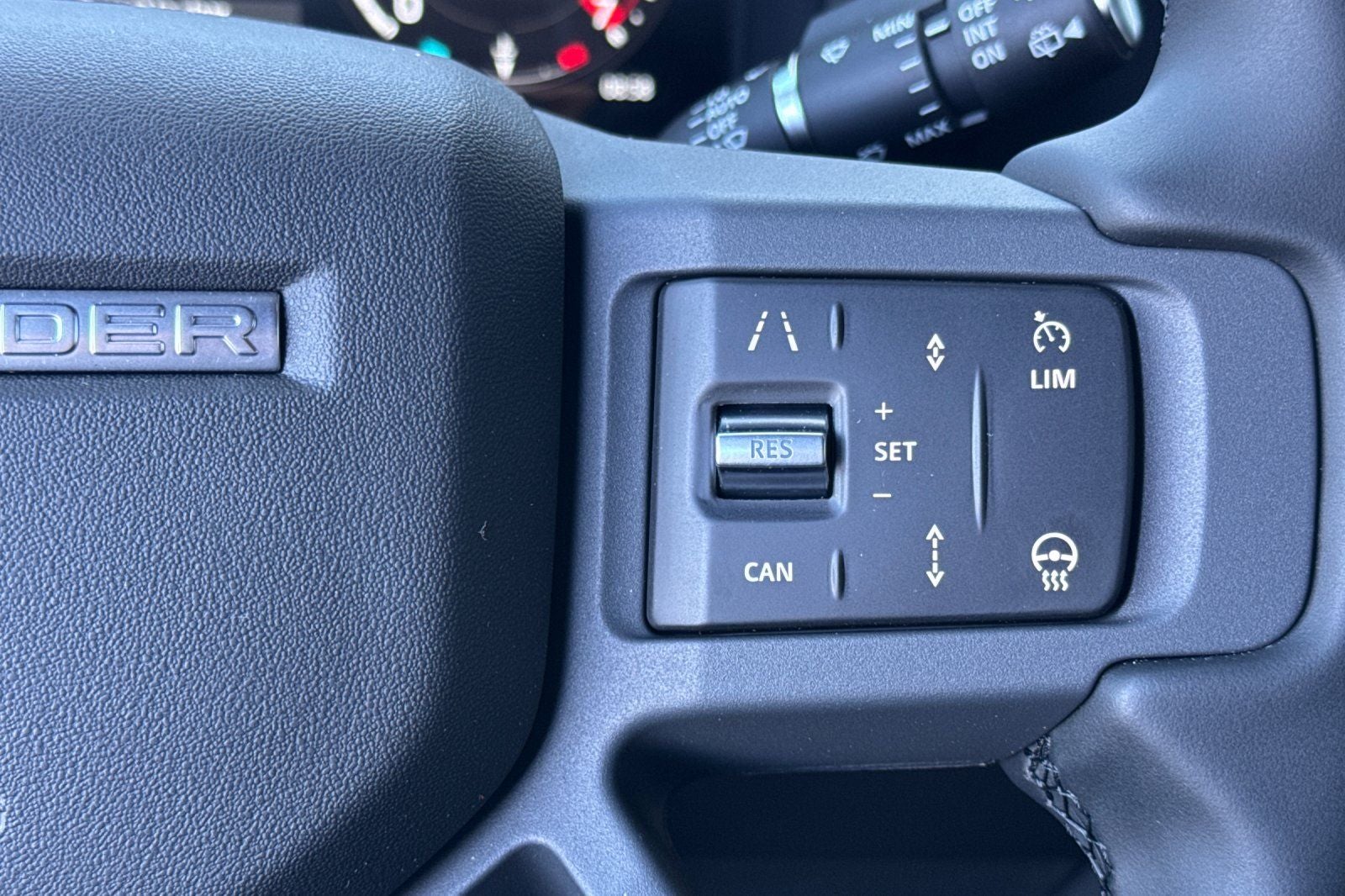 2026 Land Rover Defender 110 S