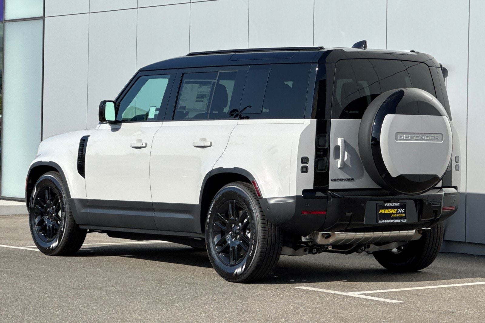 2026 Land Rover Defender 110 S