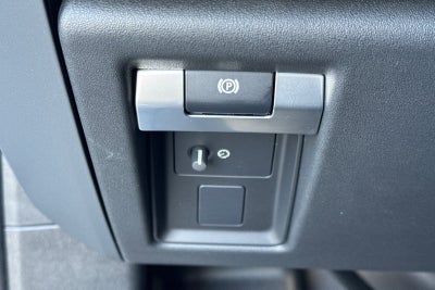 2026 Land Rover Defender 110 S