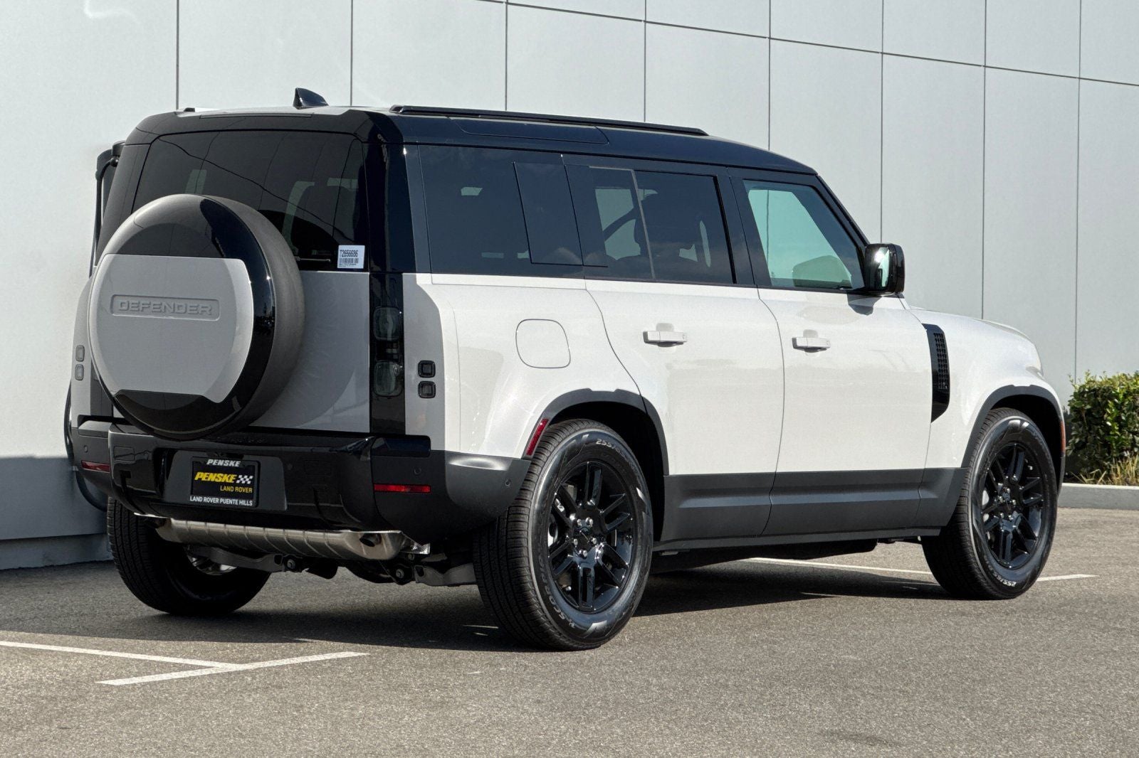 2026 Land Rover Defender 110 S