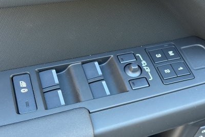 2026 Land Rover Defender 110 S