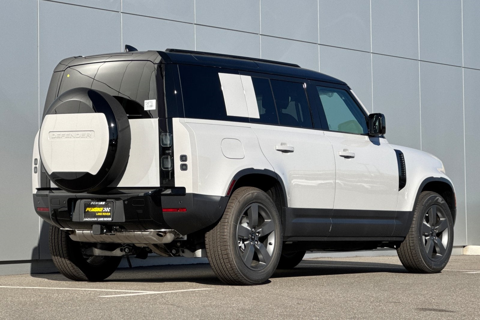 2026 Land Rover Defender 110 S