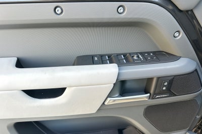 2026 Land Rover Defender 110 S