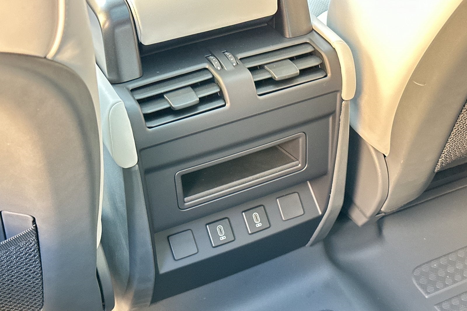 2026 Land Rover Defender 110 S