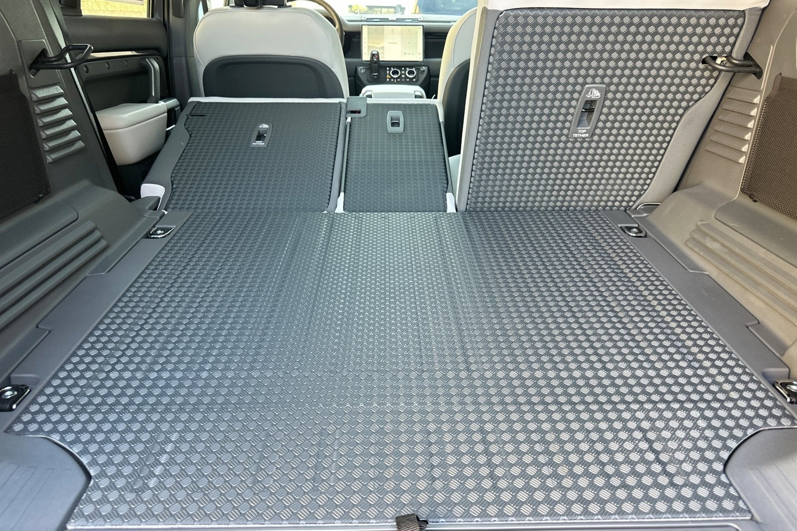 2026 Land Rover Defender 110 S