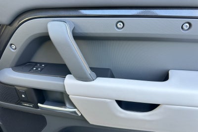 2026 Land Rover Defender 110 S