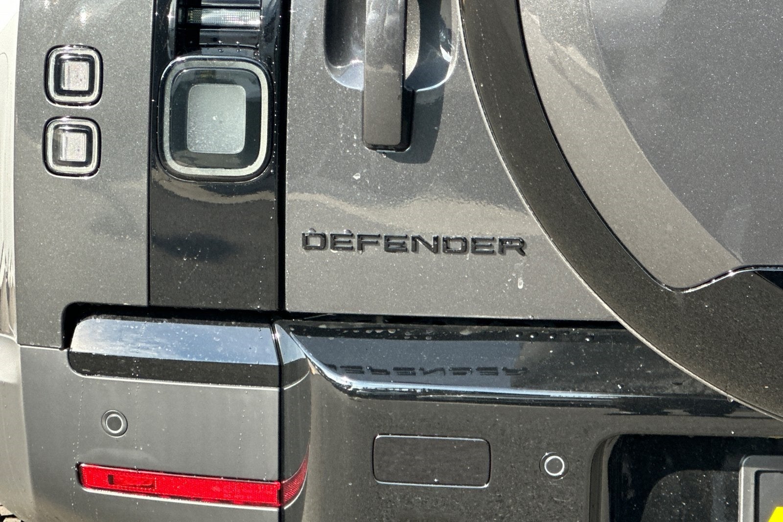 2026 Land Rover Defender 110 S