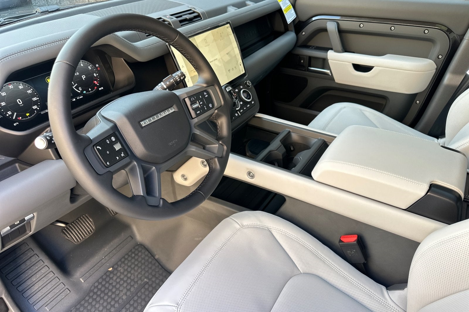 2026 Land Rover Defender 110 S