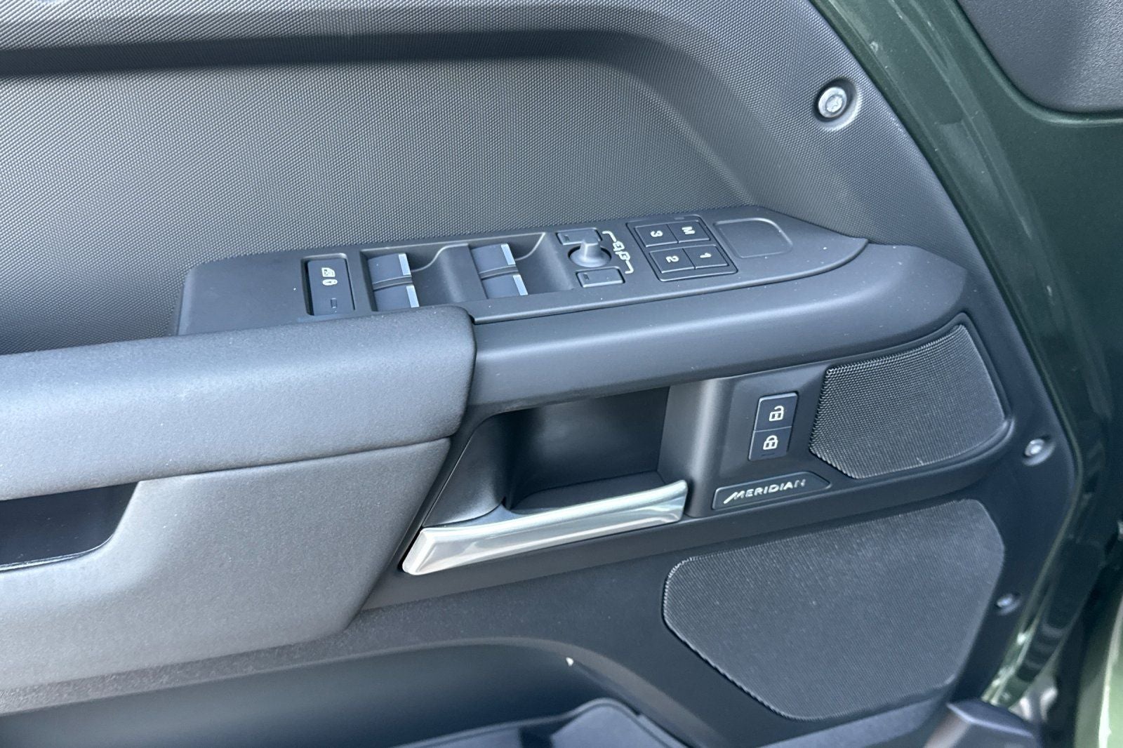 2026 Land Rover Defender 110 S