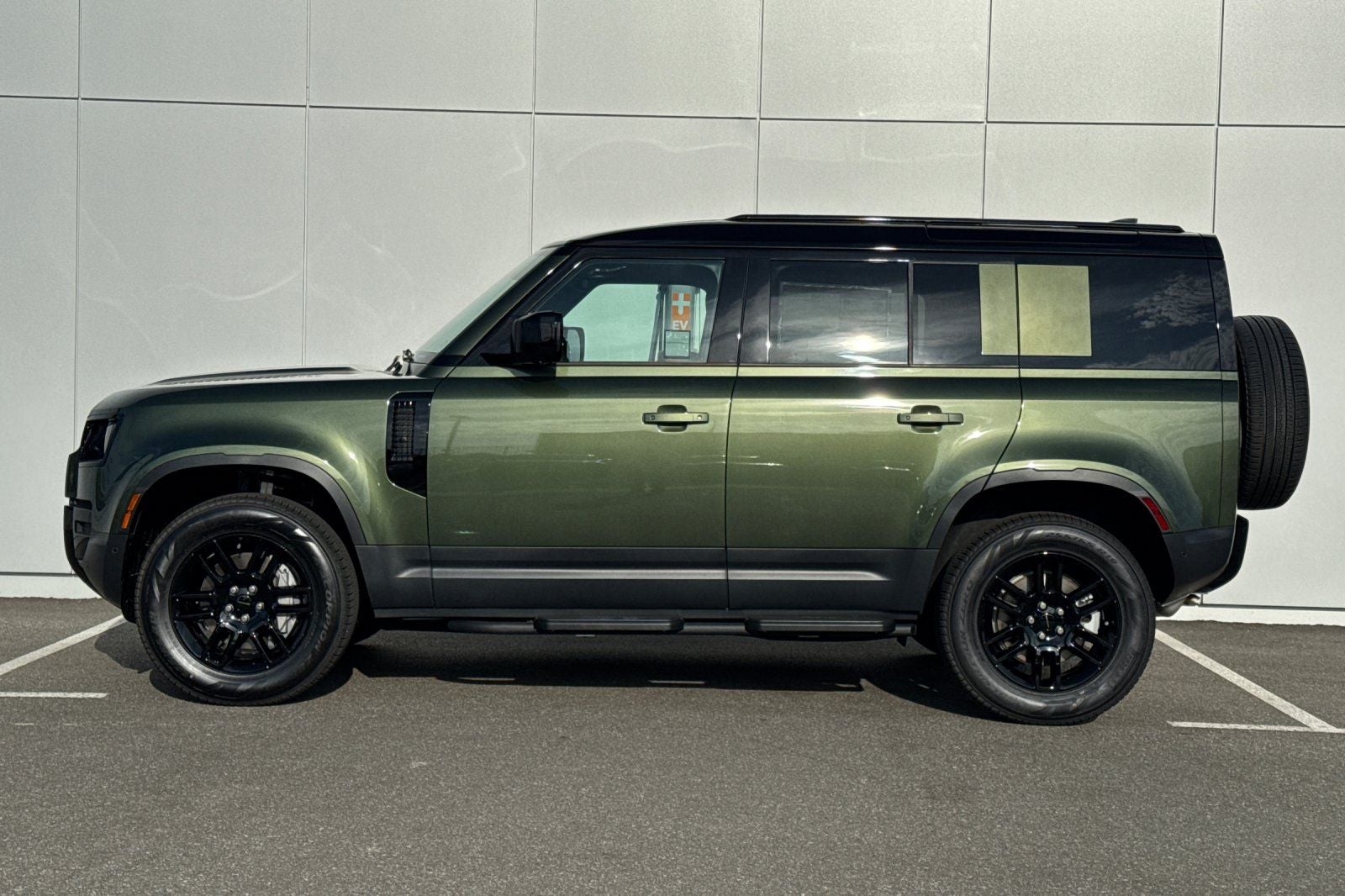 2026 Land Rover Defender 110 S