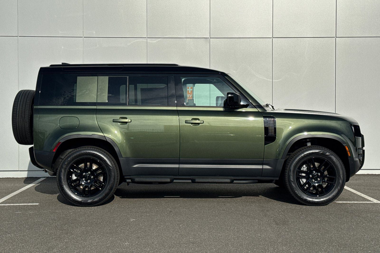 2026 Land Rover Defender 110 S