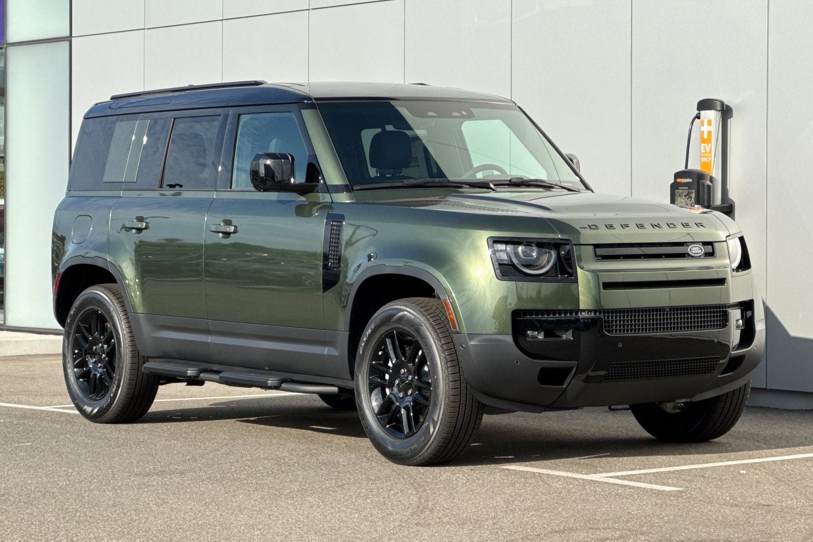 2026 Land Rover Defender 110 S