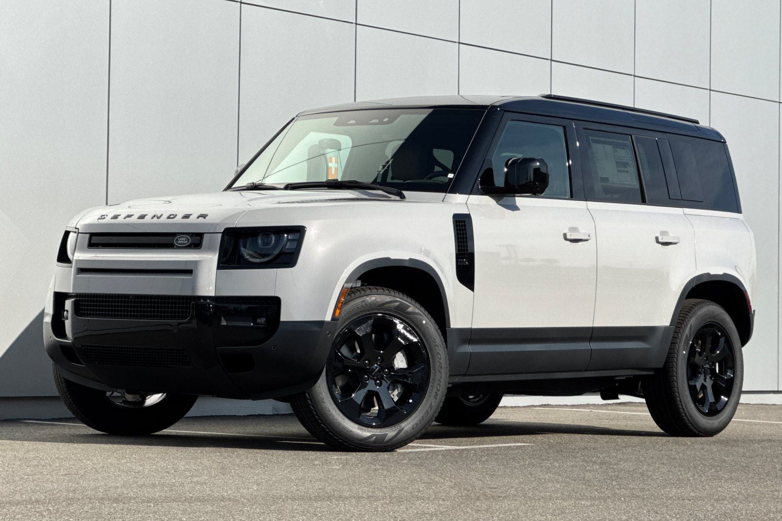 2026 Land Rover Defender 110 S