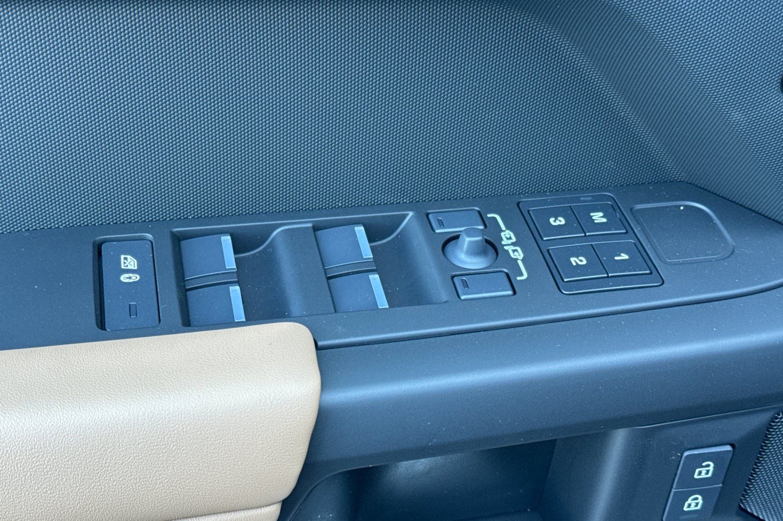 2026 Land Rover Defender 110 S