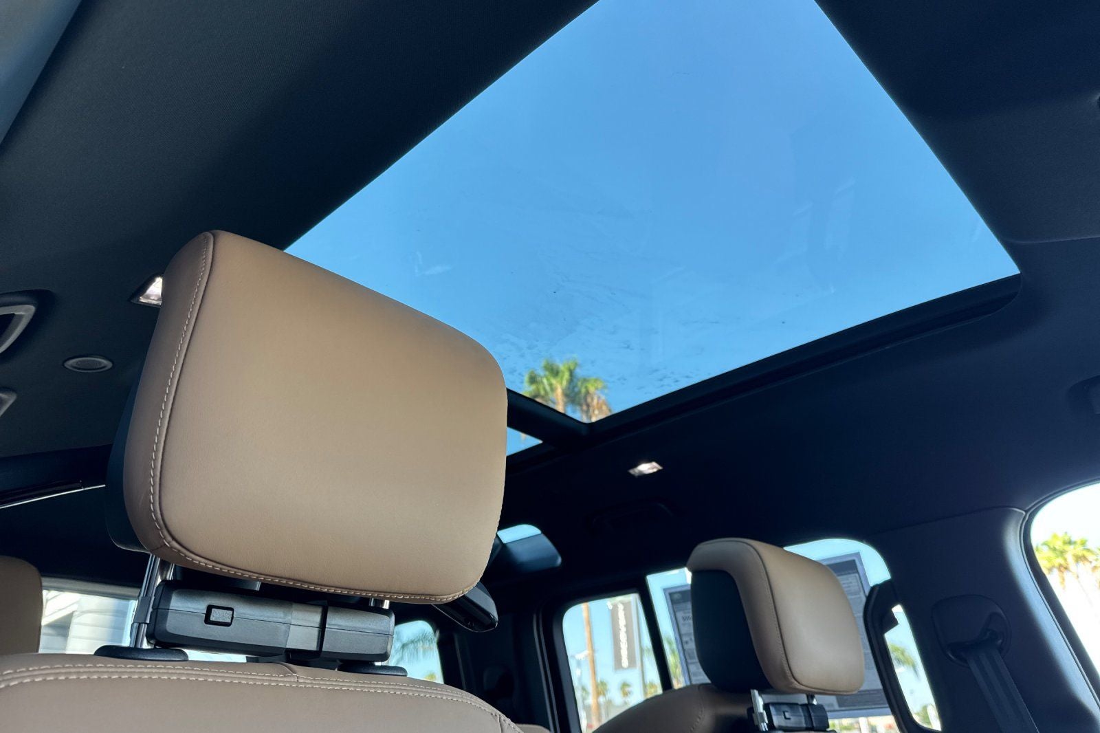 2026 Land Rover Defender 110 S