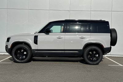 2026 Land Rover Defender 110 S