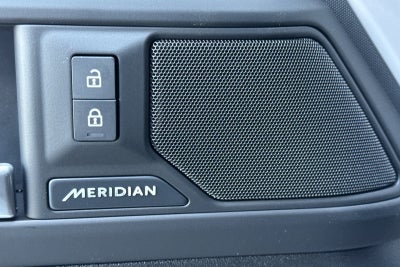 2026 Land Rover Defender 110 S