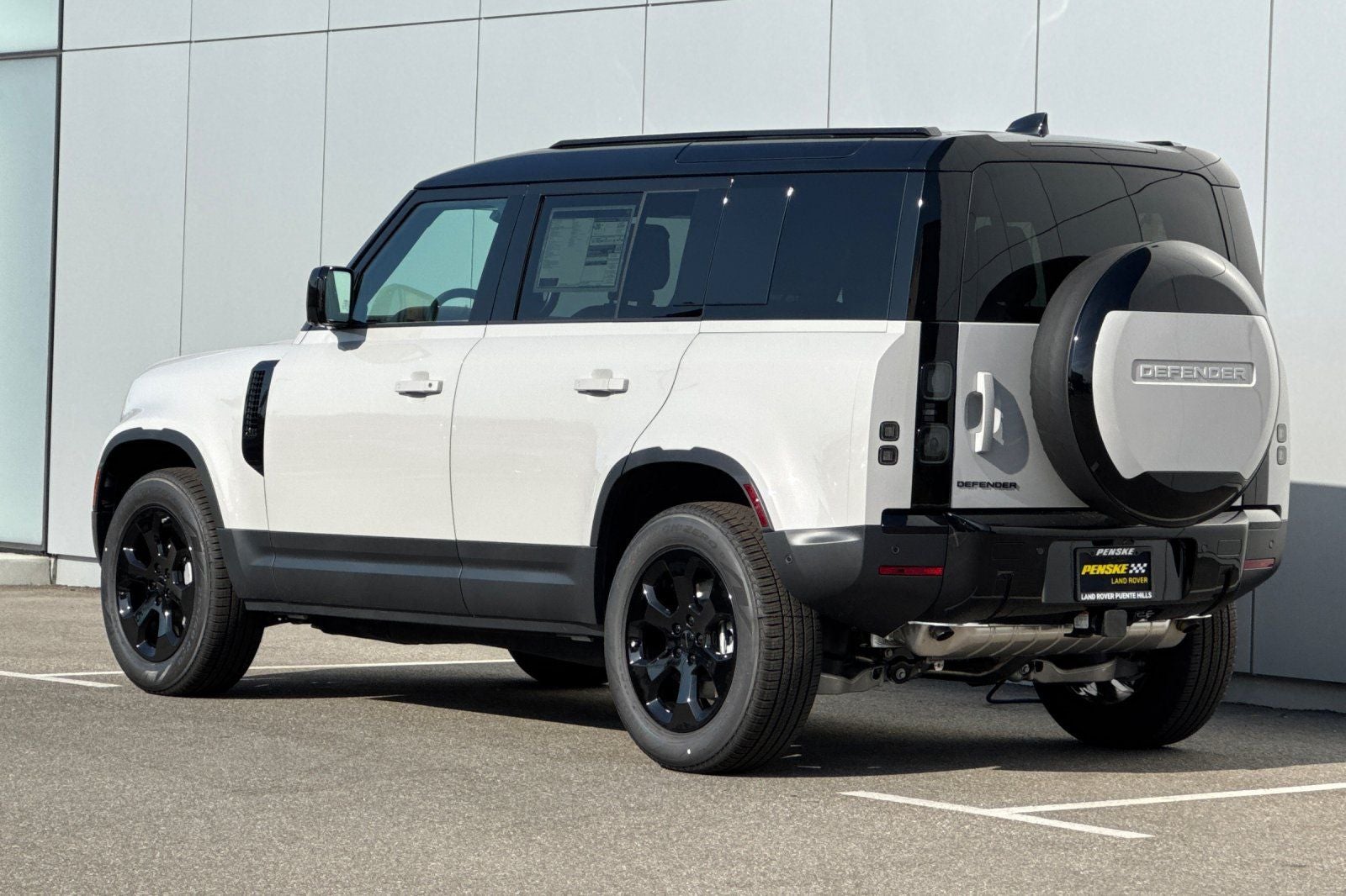 2026 Land Rover Defender 110 S