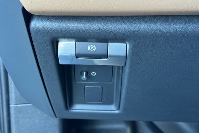 2026 Land Rover Defender 110 S