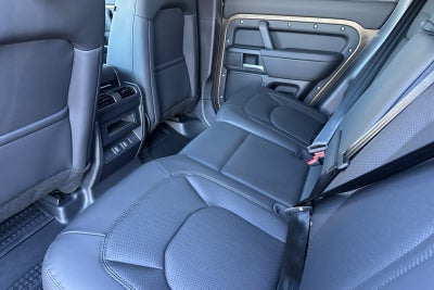 2026 Land Rover Defender 110 S