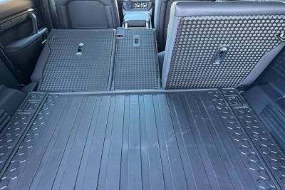 2026 Land Rover Defender 110 S