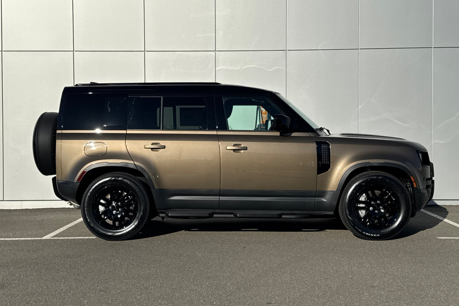 2026 Land Rover Defender 110 S