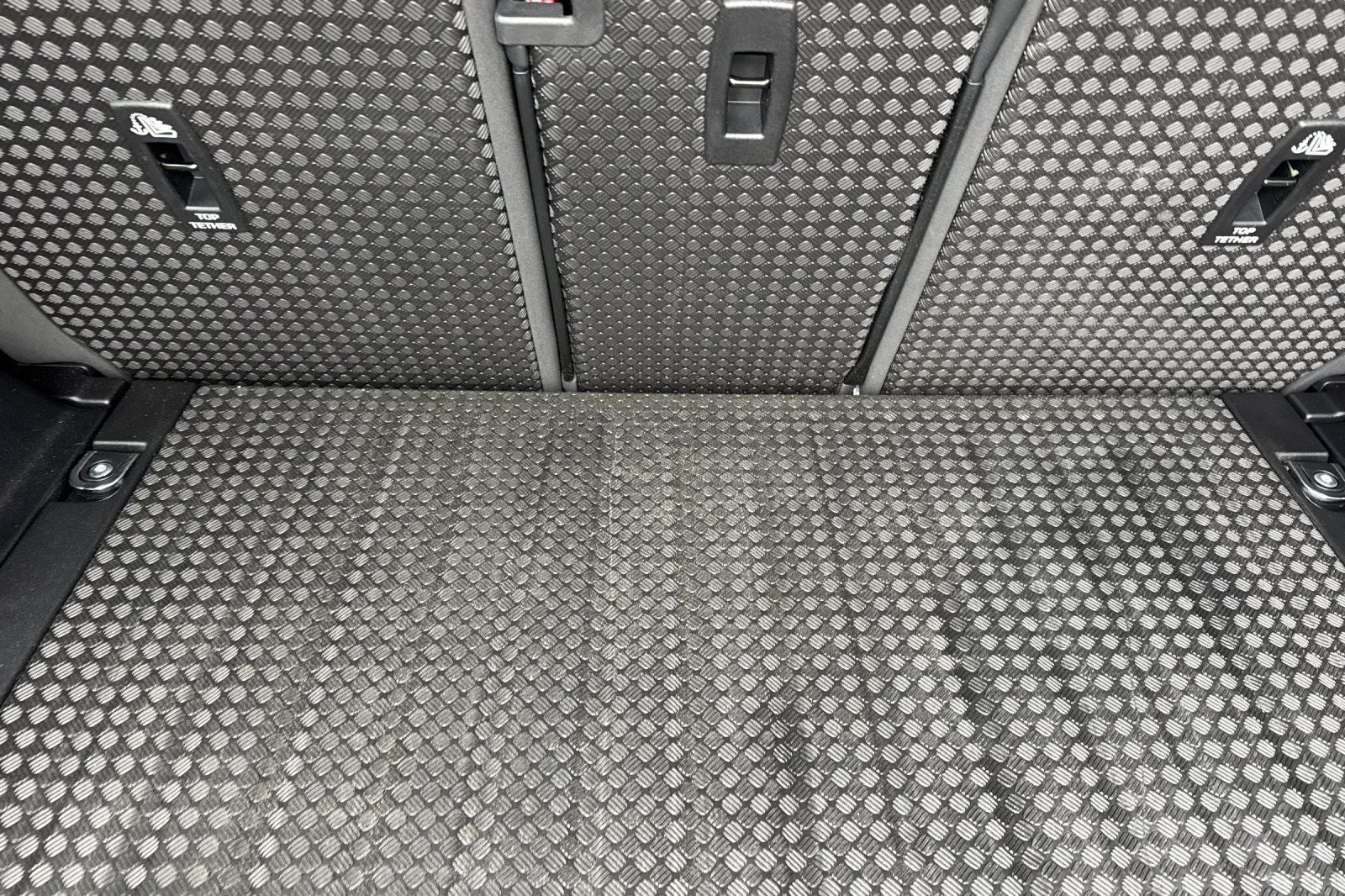 2023 Land Rover Defender 110 S