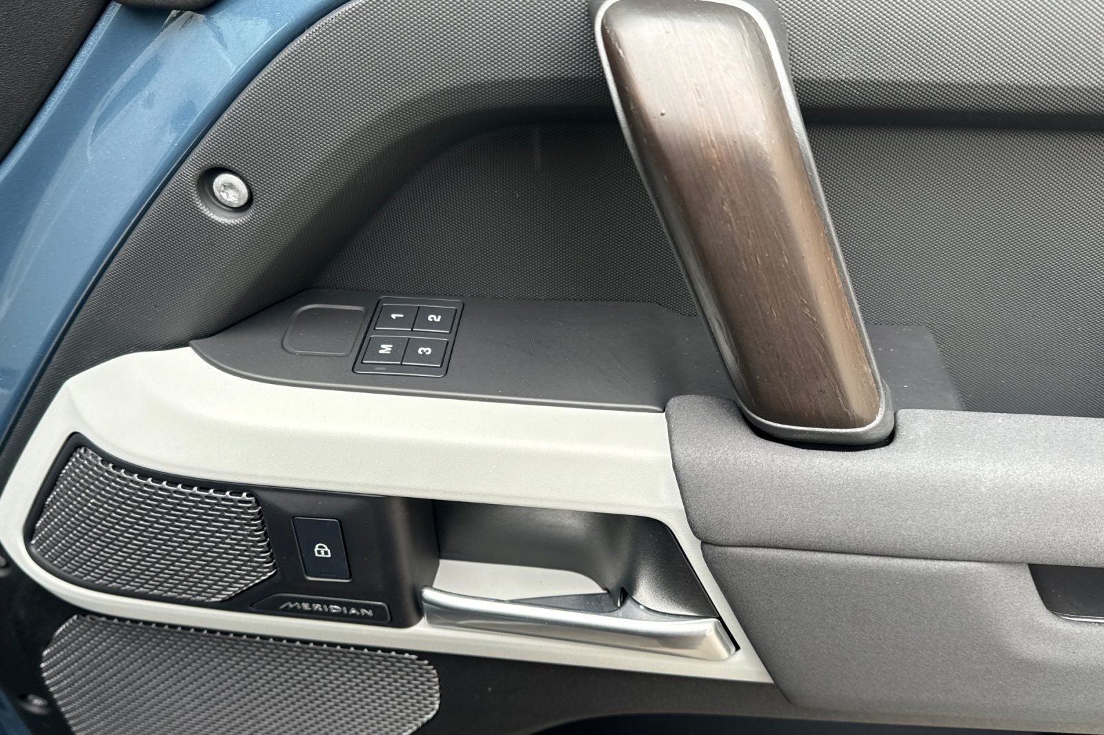 2023 Land Rover Defender 110 S