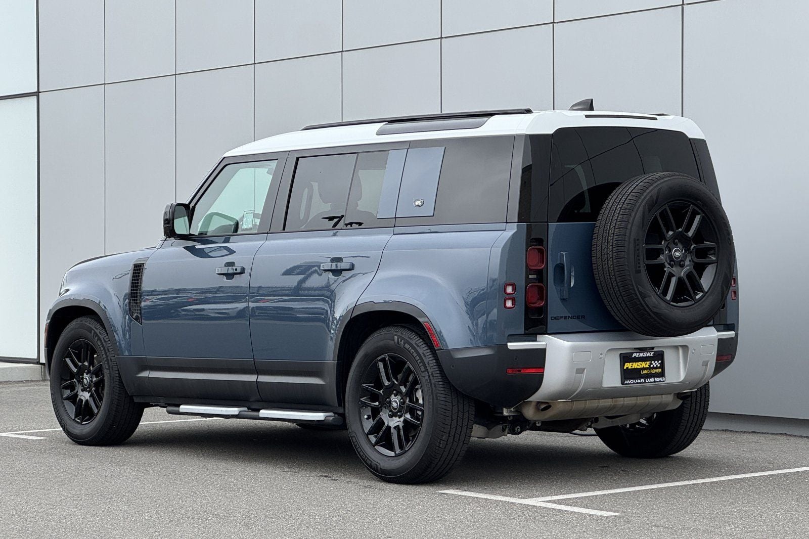 2023 Land Rover Defender 110 S