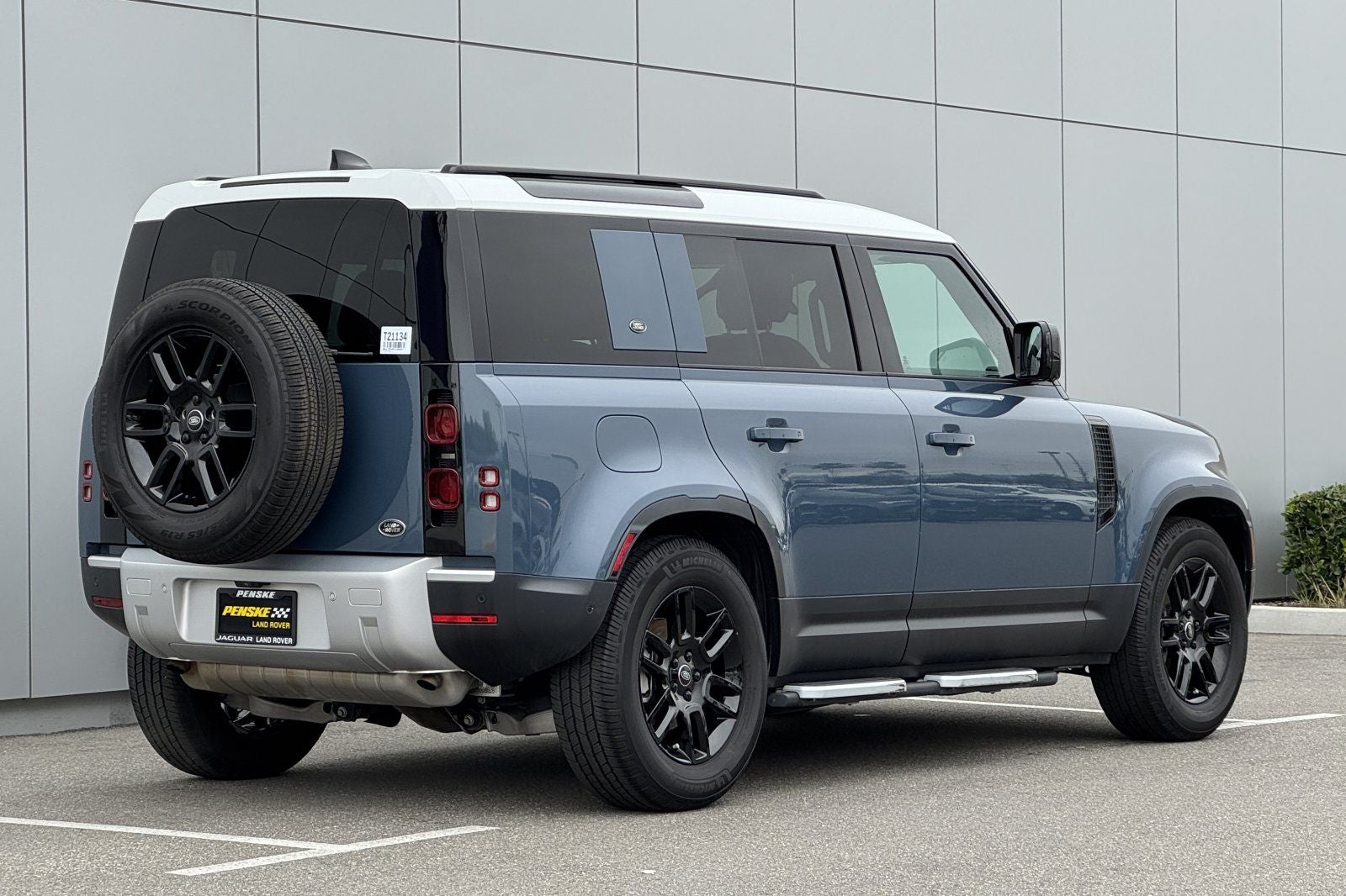 2023 Land Rover Defender 110 S