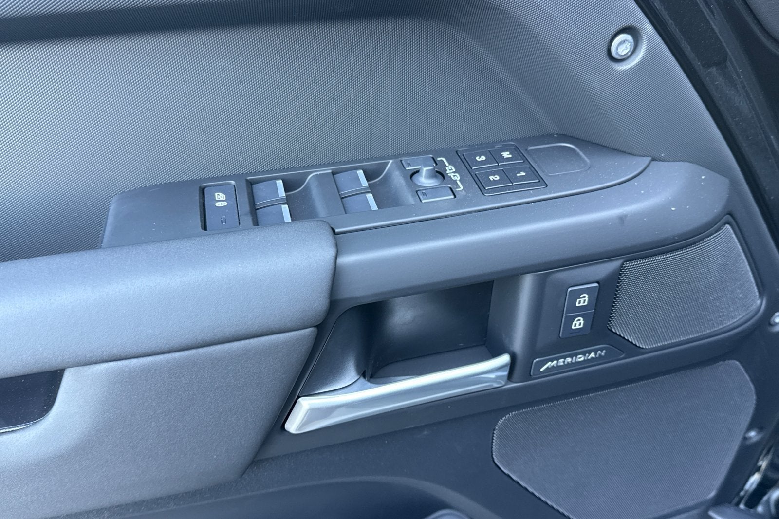 2026 Land Rover Defender 110 S