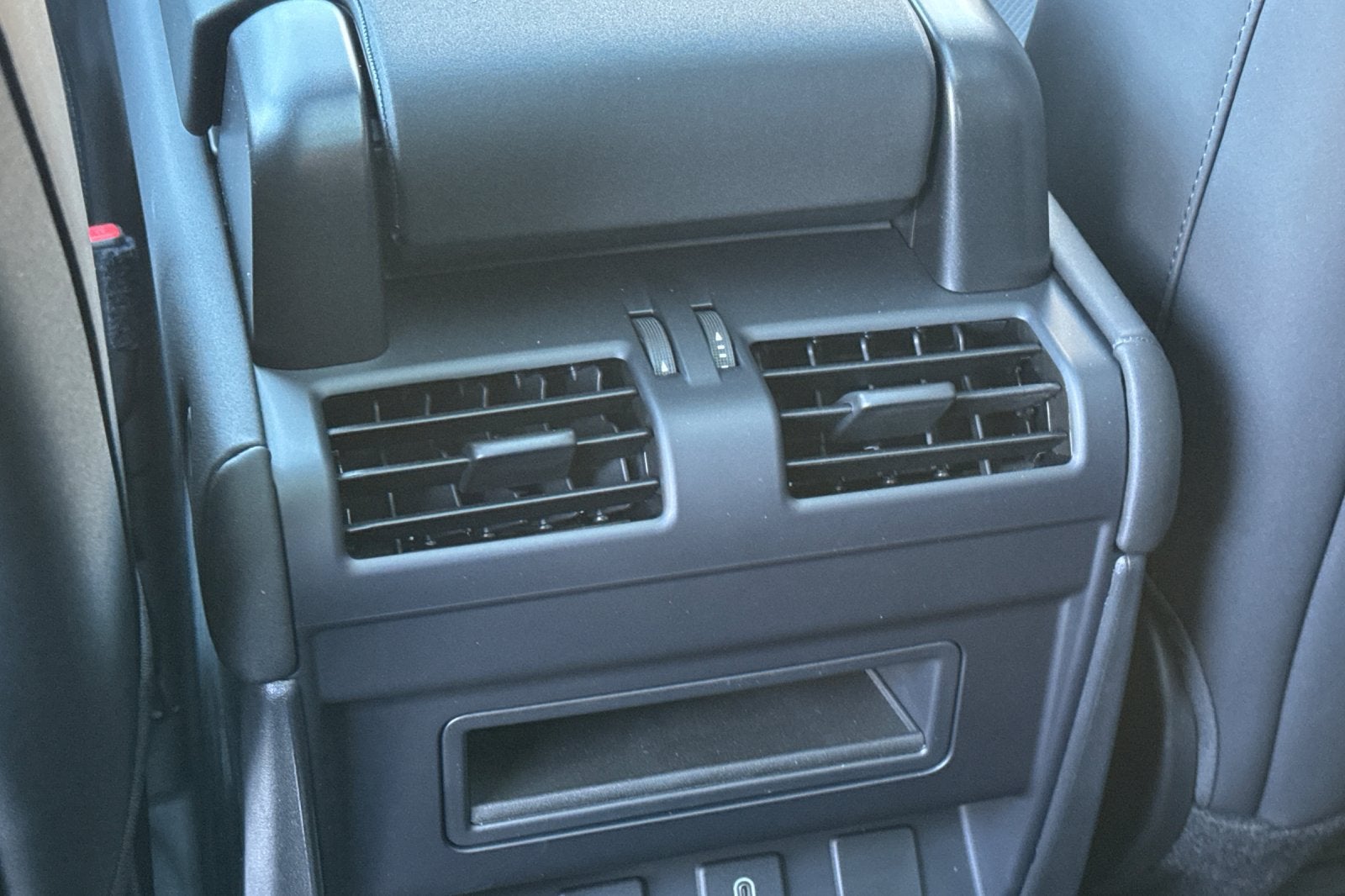 2026 Land Rover Defender 110 S
