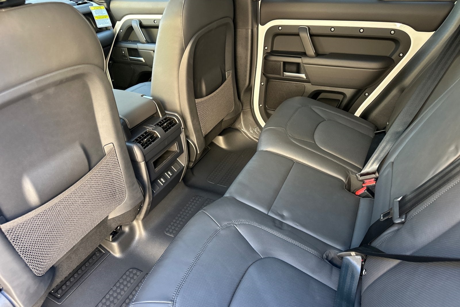 2026 Land Rover Defender 110 S