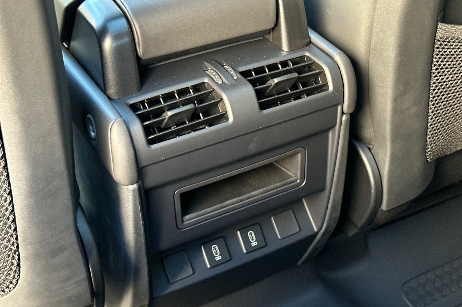 2026 Land Rover Defender 110 S