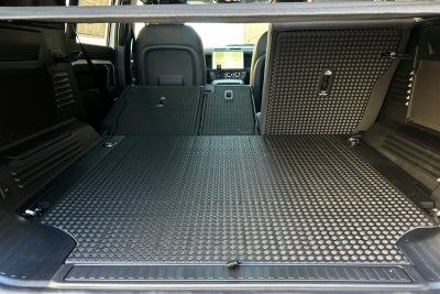 2026 Land Rover Defender 110 S