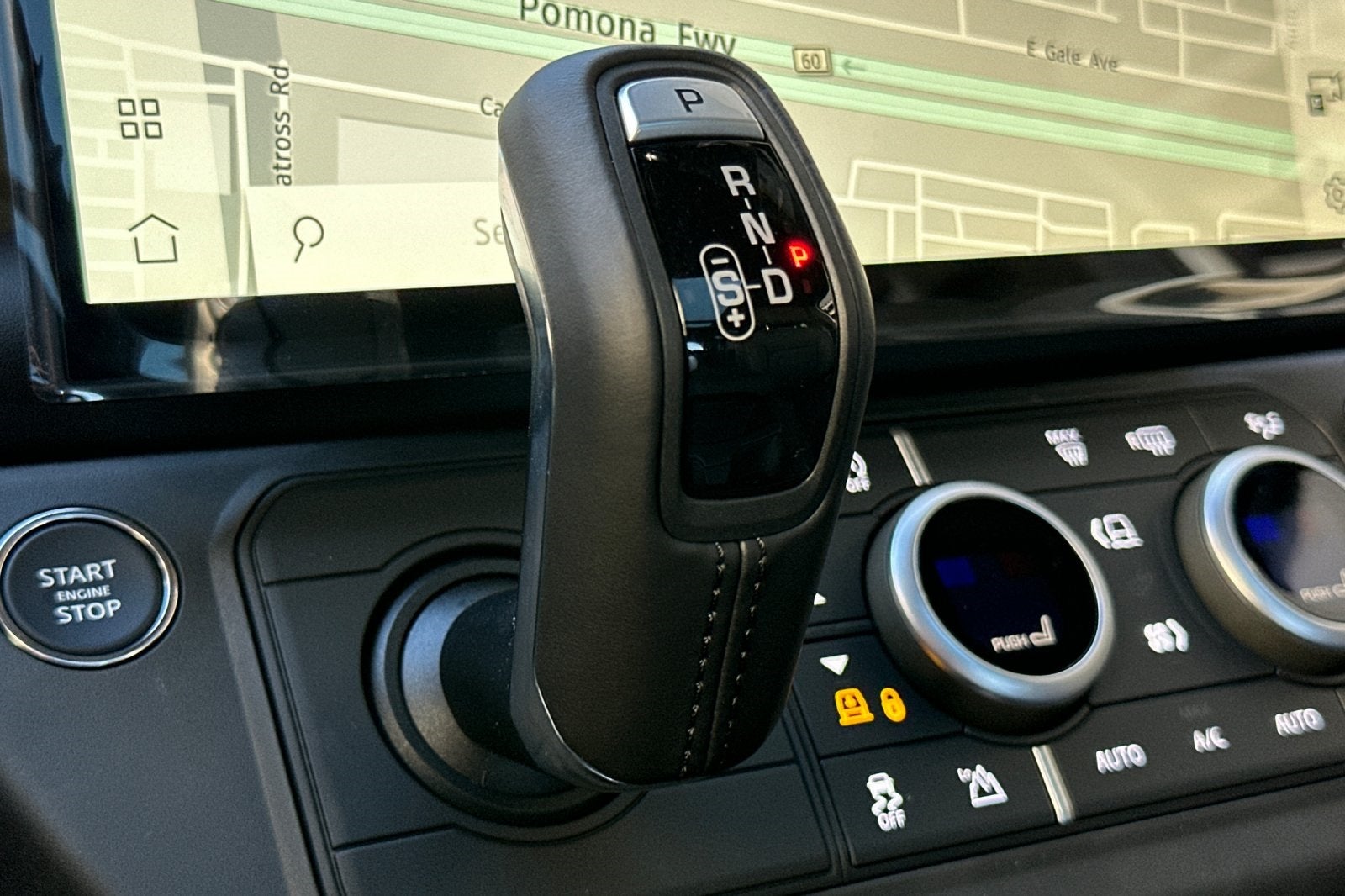 2026 Land Rover Defender 110 S