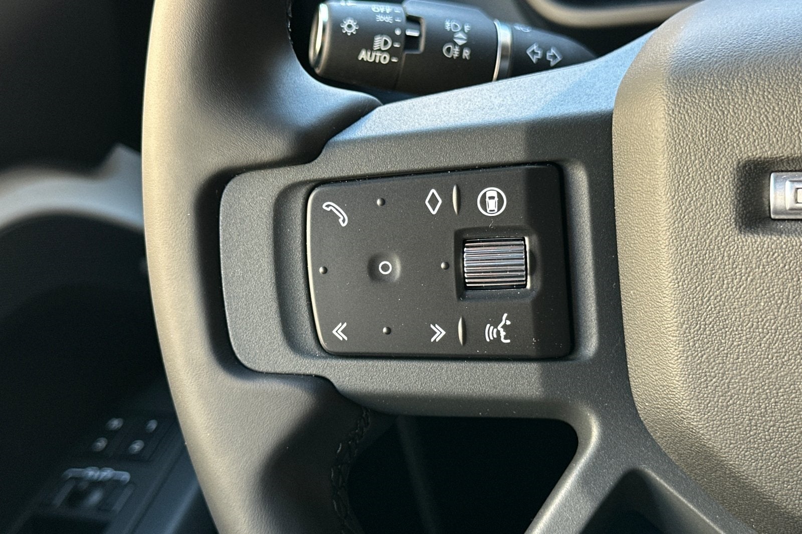 2026 Land Rover Defender 110 S