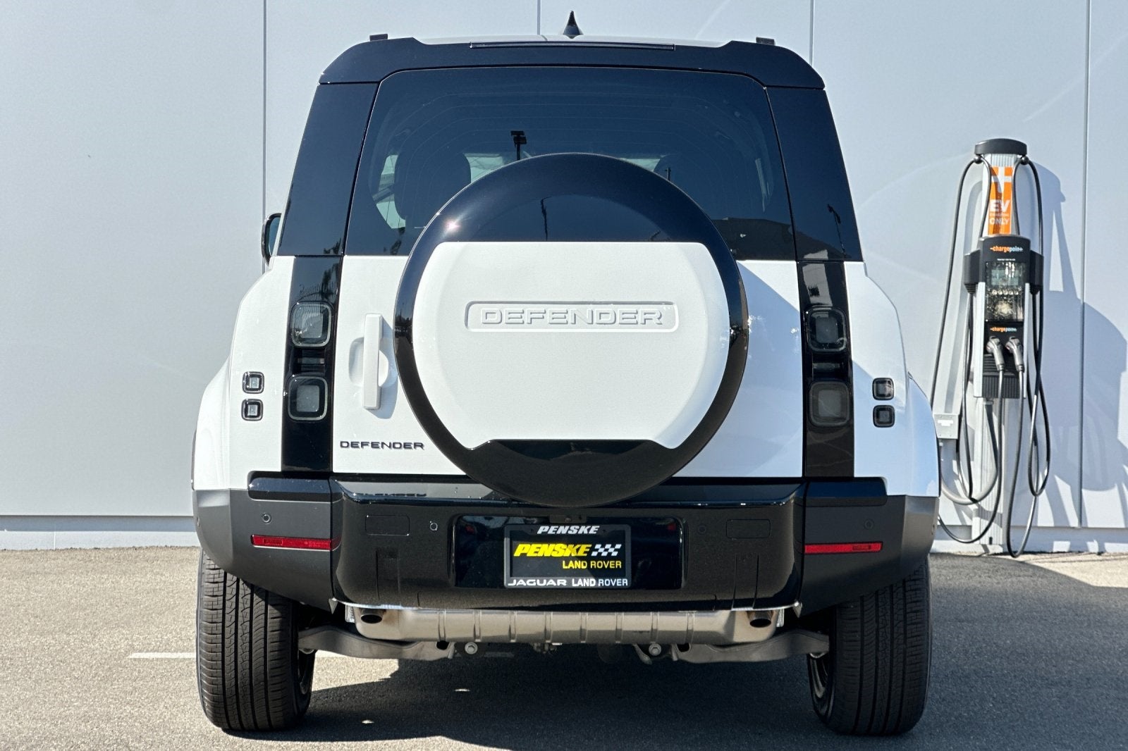 2026 Land Rover Defender 110 S