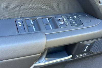 2026 Land Rover Defender 130 S