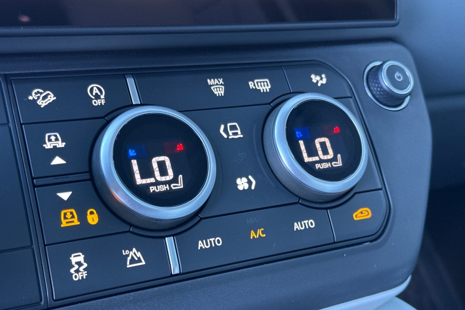 2026 Land Rover Defender 130 S