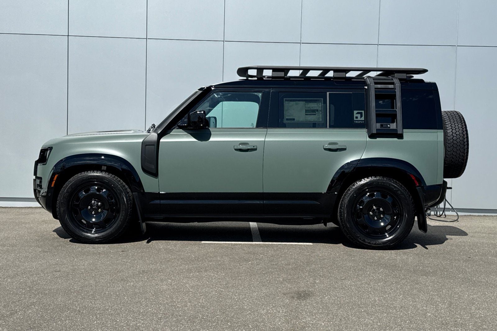 2026 Land Rover Defender 110 Trophy Edition Keswick