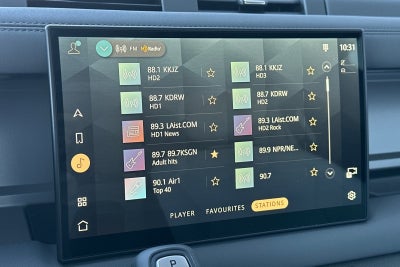 2025 Land Rover Defender 130 V8