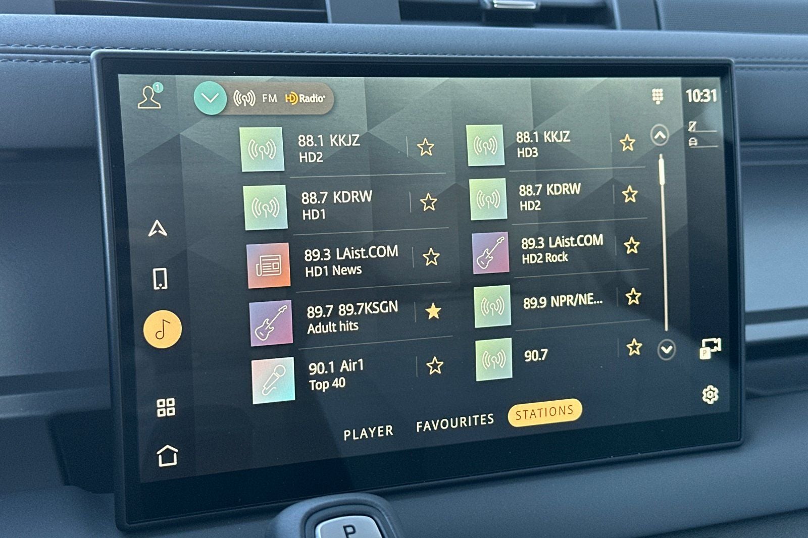 2025 Land Rover Defender 130 V8