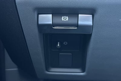 2025 Land Rover Defender 130 V8