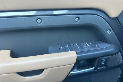 2026 Land Rover Defender 130 V8