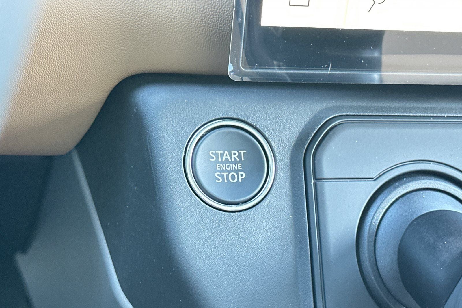 2026 Land Rover Defender 130 V8