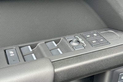 2026 Land Rover Defender 110 X