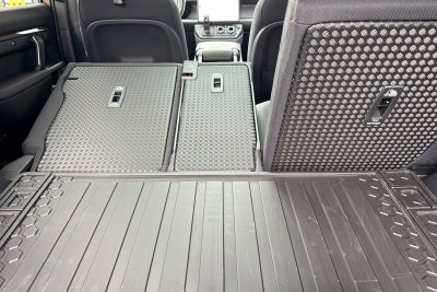 2026 Land Rover Defender 110 X