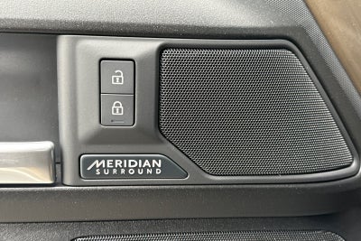 2026 Land Rover Defender 110 X