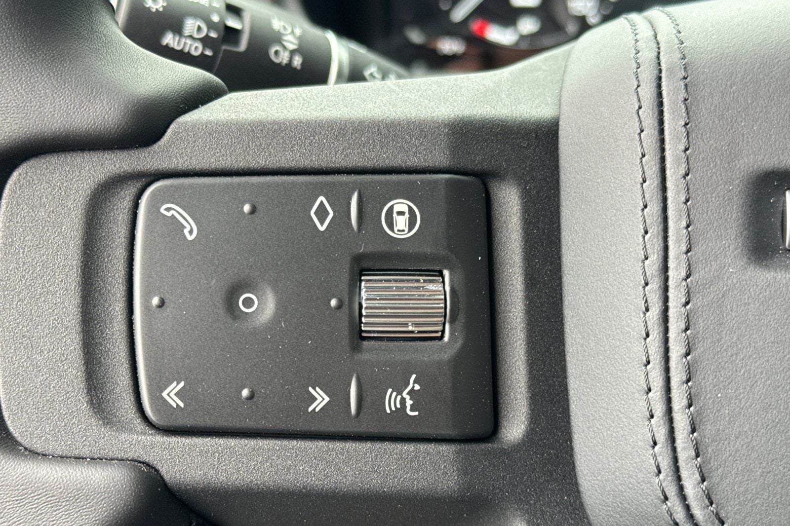 2026 Land Rover Defender 110 X